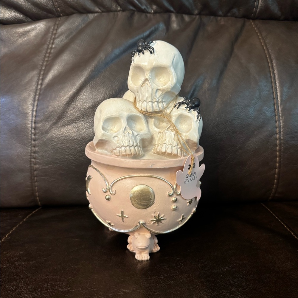Skull Cauldron with Cream, pink and Gold Accents
